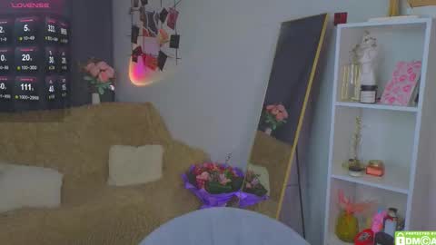 Snapshot of joyce_jones chatting on October 2025 08:54:02 PM joyce_jones online show from October 2025 08:54:02 PM