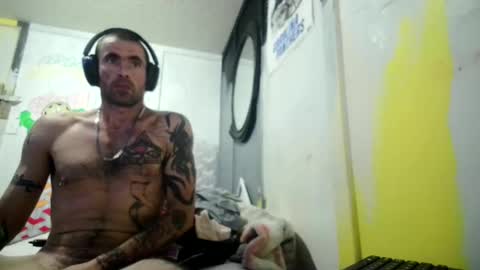 Snapshot of jrizzle1111 chatting on February 2025 08:58:01 PM jrizzle1111 online show from February 2025 08:58:01 PM