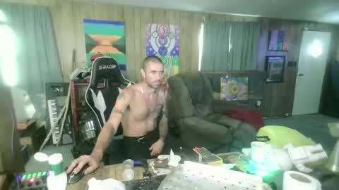 Snapshot of jrizzle1111 chatting on October 2025 07:11:01 PM jrizzle1111 online show from October 2025 07:11:01 PM