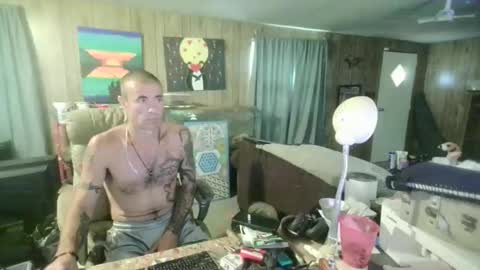 Snapshot of jrizzle1111 chatting on May 2026 01:06:01 PM jrizzle1111 online show from May 2026 01:06:01 PM