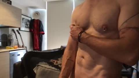 Snapshot of jrocket2 chatting on November 2025 02:09:01 AM jrocket2 online show from November 2025 02:09:01 AM