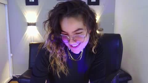 Josneidy  Jos   online show from December 2024 03:58:02 AM