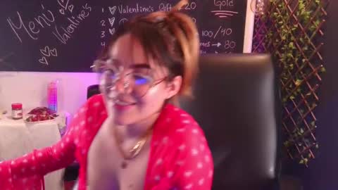 Josneidy  Jos   online show from February 2025 10:44:02 AM