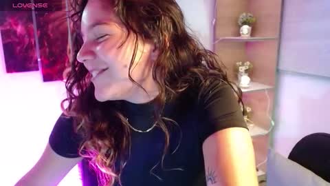 Josneidy  Jos   online show from October 2025 04:12:02 AM