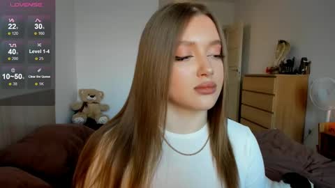 Snapshot of ju_lii chatting on February 2025 02:03:02 PM Julia and Julia online show from February 2025 02:03:02 PM