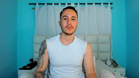 Snapshot of juan__jimenez chatting on November 2025 11:32:01 PM Juan online show from November 2025 11:32:01 PM