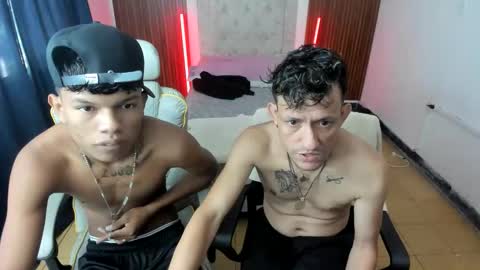 Snapshot of juan_and_luke chatting on February 2026 01:32:02 PM juan_and_luke online show from February 2026 01:32:02 PM