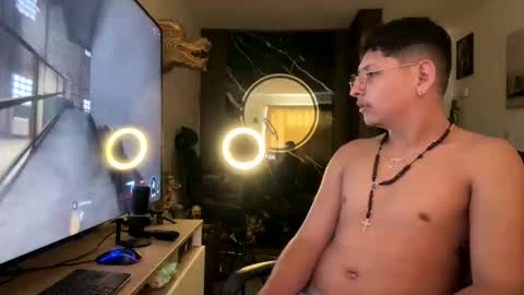 Snapshot of juan_belmont chatting on November 2025 05:23:02 PM Juan Belmont online show from November 2025 05:23:02 PM