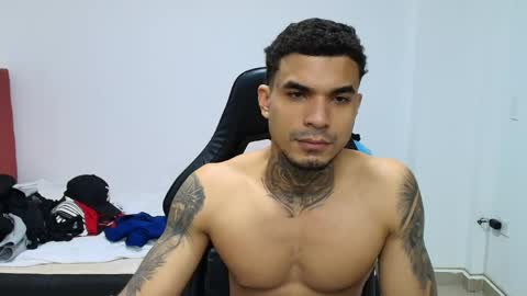 juan_gomez_1 online show from June 2026 11:54:01 PM