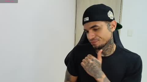 juan_gomez_1 online show from June 2026 09:08:02 AM