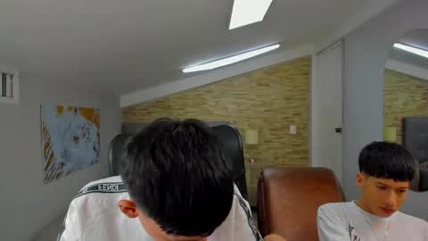 JuanSteven online show from December 2024 01:00:01 PM