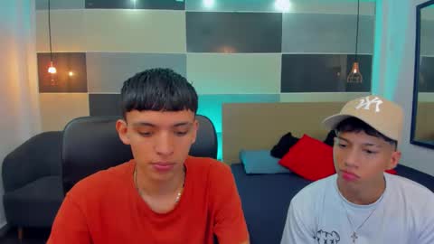 JuanSteven online show from December 2024 04:44:02 AM