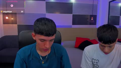 JuanSteven online show from February 2025 12:37:02 PM