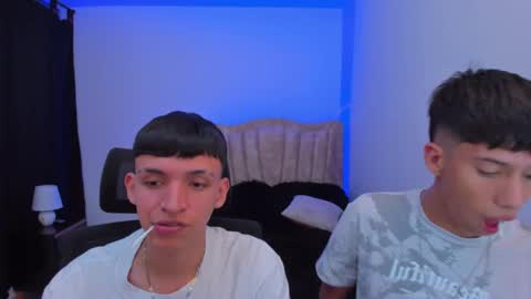 JuanSteven online show from September 2025 12:44:02 AM