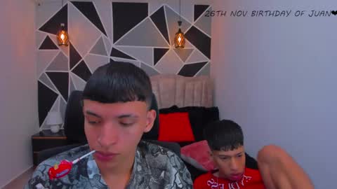 JuanSteven online show from November 2025 02:56:02 AM