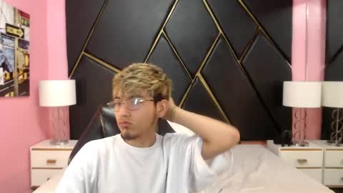 Snapshot of juan_saul1 chatting on April 2026 12:29:02 PM juan_saul1 online show from April 2026 12:29:02 PM