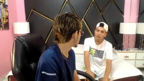 Snapshot of juan_saul1 chatting on April 2026 11:01:02 AM juan_saul1 online show from April 2026 11:01:02 AM