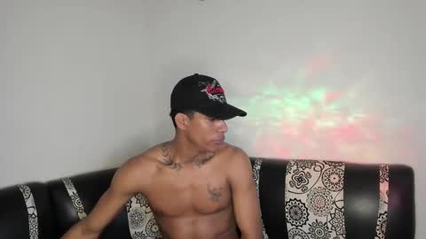 Snapshot of juanbigcock21cm chatting on May 2026 05:51:01 PM juan jose online show from May 2026 05:51:01 PM