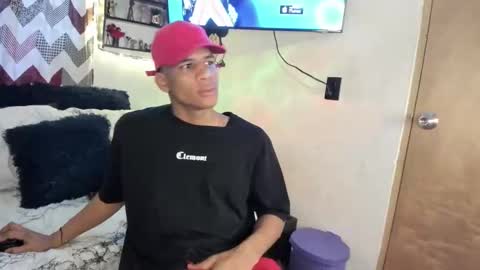 Snapshot of juanbigcock21cm chatting on May 2026 06:03:02 PM juan jose online show from May 2026 06:03:02 PM