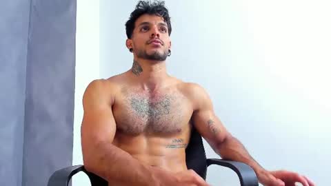 Juan Esteban online show from June 2026 03:09:02 AM