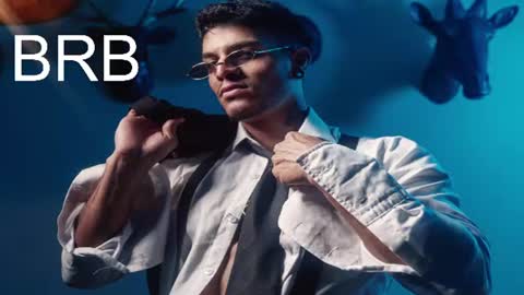 Juan Esteban online show from July 2026 11:18:01 AM