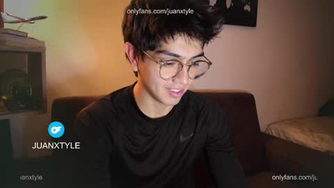 . online show from December 2025 01:24:02 AM