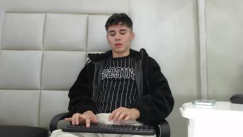 Snapshot of juangomm chatting on January 2026 07:50:02 PM JuanGomm online show from January 2026 07:50:02 PM