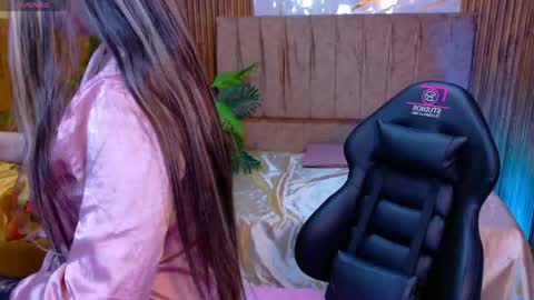 JUANITA online show from June 2026 11:27:02 AM
