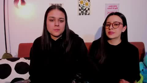 juanitaaa_ online show from June 2026 04:47:02 AM