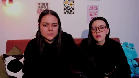 juanitaaa_ online show from June 2026 03:31:01 AM