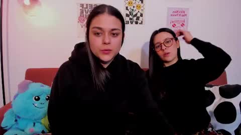 juanitaaa_ online show from June 2026 06:01:01 AM