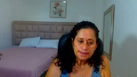 Juanita online show from July 2026 02:05:01 PM