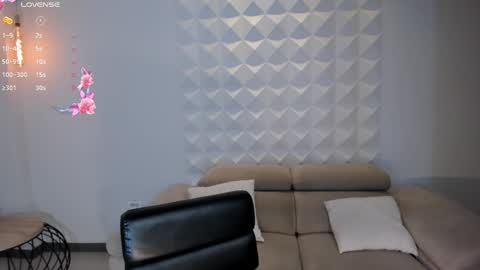 Snapshot of juanitaclay chatting on December 2024 11:19:01 AM Juanita Clay online show from December 2024 11:19:01 AM