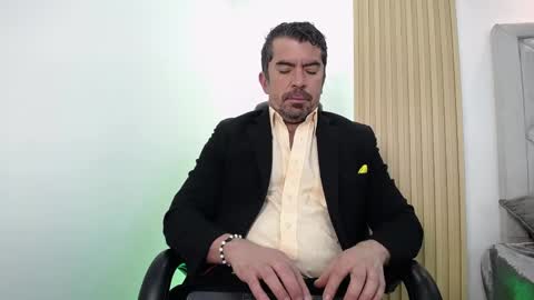 Juan k online show from May 2026 01:05:01 PM