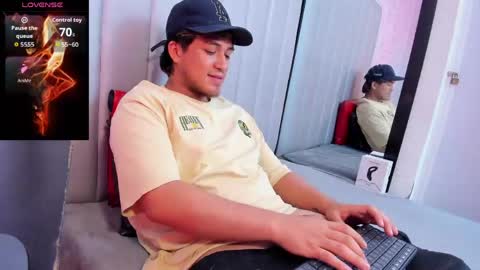 JUAN  online show from May 2026 12:30:01 AM