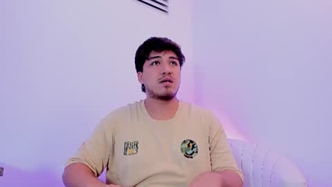 JUAN  online show from June 2026 09:31:02 PM