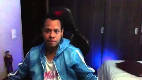 juanpt69 online show from January 2025 01:59:02 AM