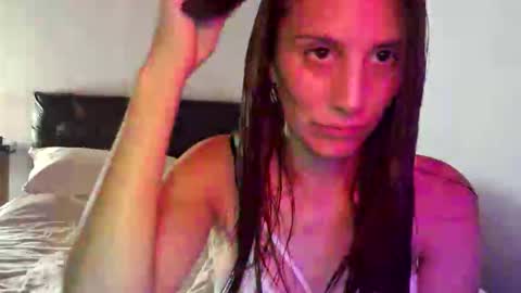 juanyroo online show from February 2025 12:52:02 AM