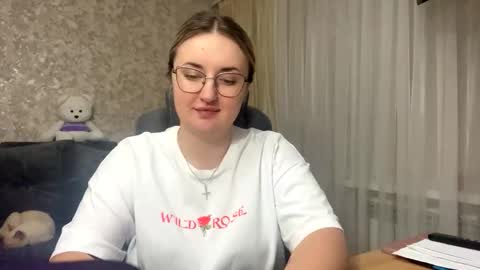 Snapshot of judevalenti chatting on September 2025 06:46:01 PM JudeValenti online show from September 2025 06:46:01 PM