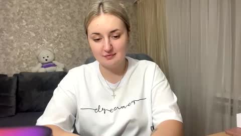 Snapshot of judevalenti chatting on October 2025 05:35:01 PM JudeValenti online show from October 2025 05:35:01 PM