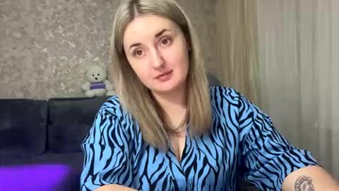 Snapshot of judevalenti chatting on October 2025 04:13:01 PM JudeValenti online show from October 2025 04:13:01 PM