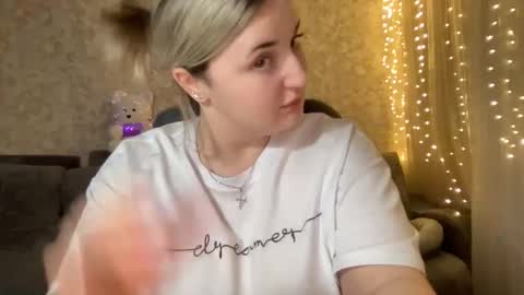 Snapshot of judevalenti chatting on December 2025 05:20:02 PM JudeValenti online show from December 2025 05:20:02 PM