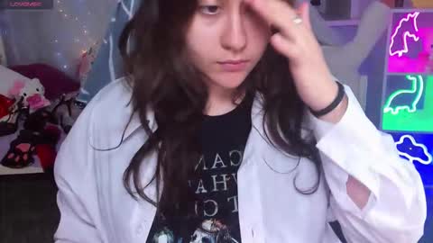 JudithSilvia online show from December 2025 10:42:01 AM