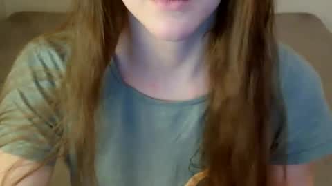 Snapshot of juicetalia chatting on December 2024 10:23:02 AM JuiceTalia online show from December 2024 10:23:02 AM