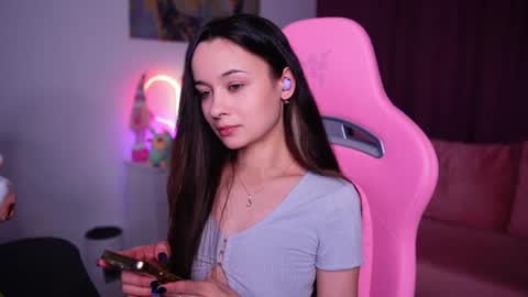 Angelina online show from May 2026 03:20:02 PM