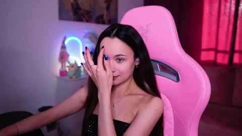 Angelina online show from May 2026 02:46:02 PM
