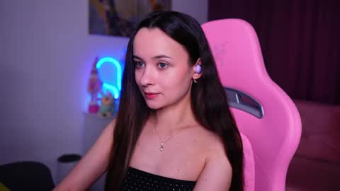 Angelina online show from May 2026 04:02:02 PM