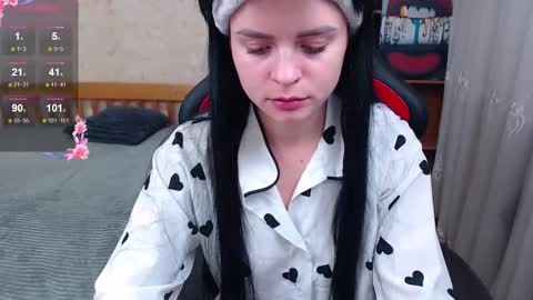 juicy_jesss online show from November 2025 05:46:02 PM