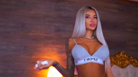 Jessye online show from June 2026 08:33:01 PM