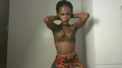 Juicey lovely online show from March 2026 02:04:02 AM